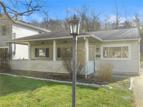 Photo of 2870 N Meadow St, Natrona Heights, PA 15065 (MLS # 1746144)