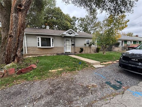 Photo of 1808 16th Ave, Beaver Falls, PA 15010 (MLS # 1727111)