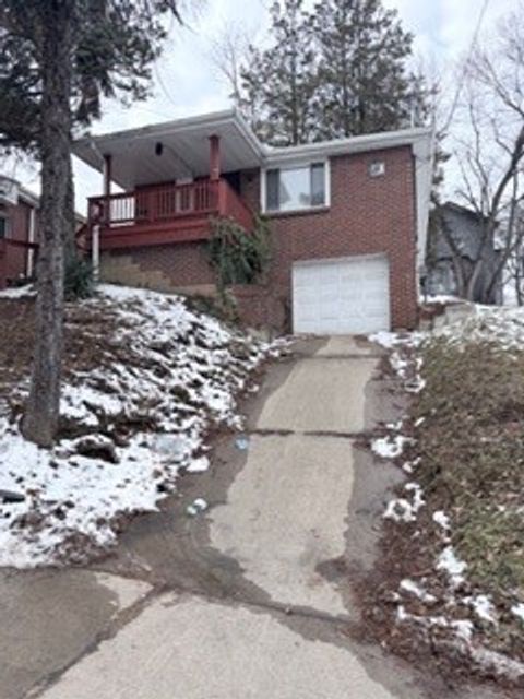 Photo of 122 Walnut Ave, Clairton, PA 15025 (MLS # 1736019)