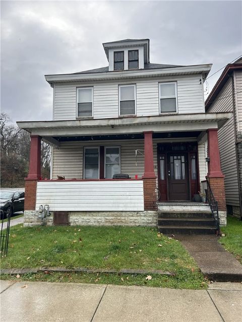 Photo of 839 Hober Ave, Mckees Rocks, PA 15136 (MLS # 1732830)
