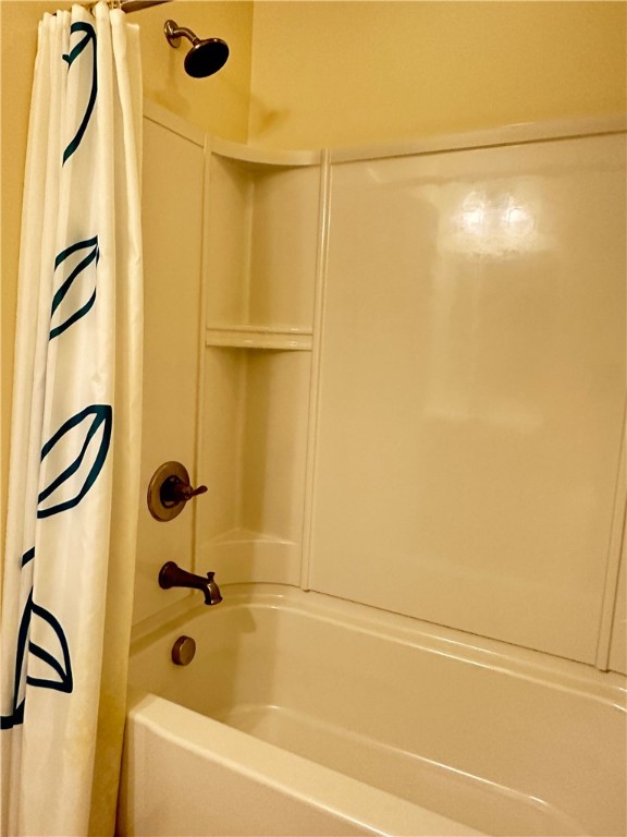 Ross Twp, Pennsylvania 15237, United States, 3 Bedrooms Bedrooms, ,3 BathroomsBathrooms,Residential,Active,97249