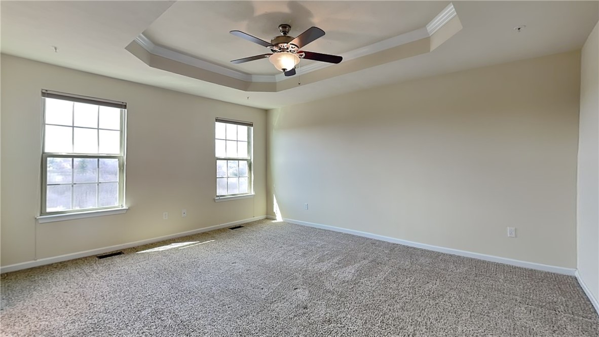 Ross Twp, Pennsylvania 15237, United States, 3 Bedrooms Bedrooms, ,3 BathroomsBathrooms,Residential,Active,97249