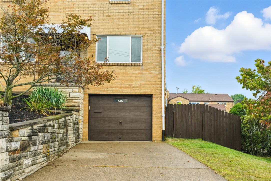 432 Lucy Dr