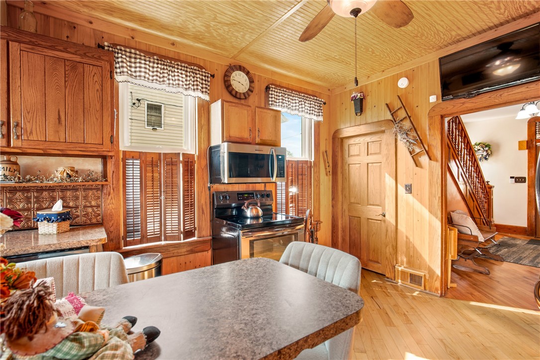 Somerset Boro, Pennsylvania 15501, United States, 4 Bedrooms Bedrooms, ,2 BathroomsBathrooms,Residential,Contingent,205257