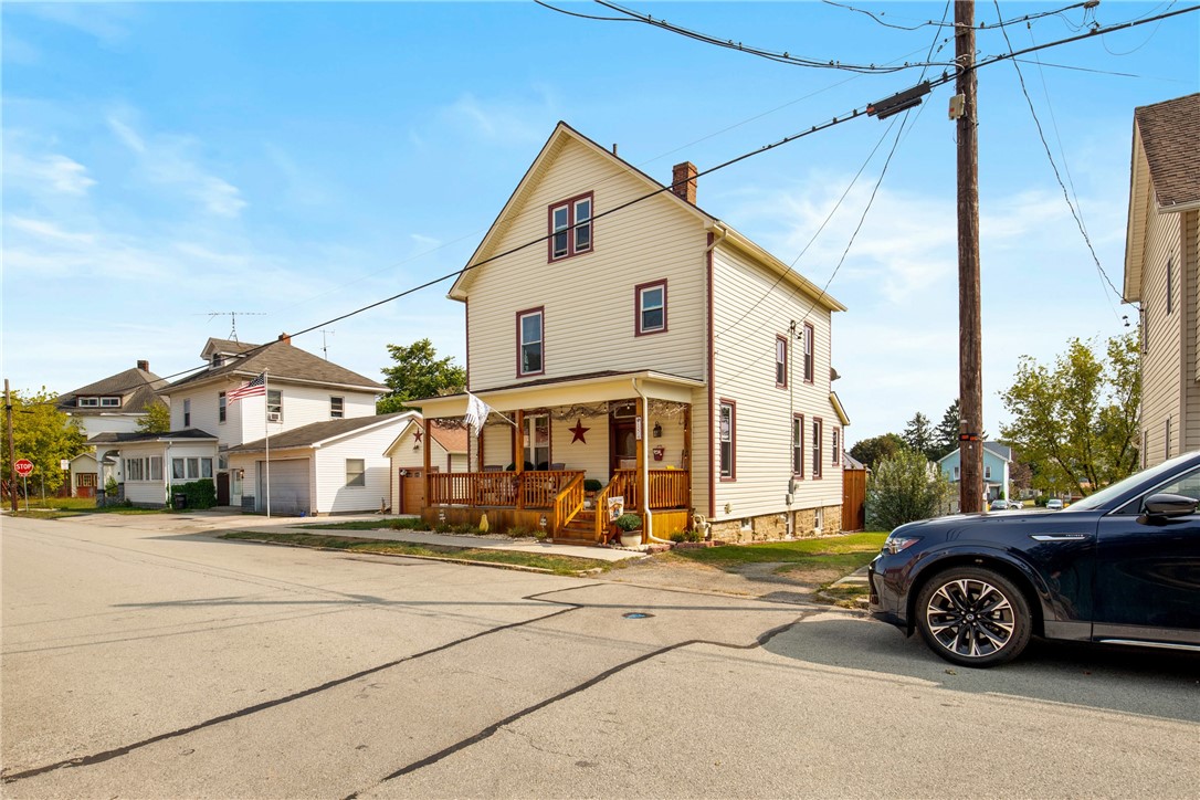 Somerset Boro, Pennsylvania 15501, United States, 4 Bedrooms Bedrooms, ,2 BathroomsBathrooms,Residential,Contingent,205257