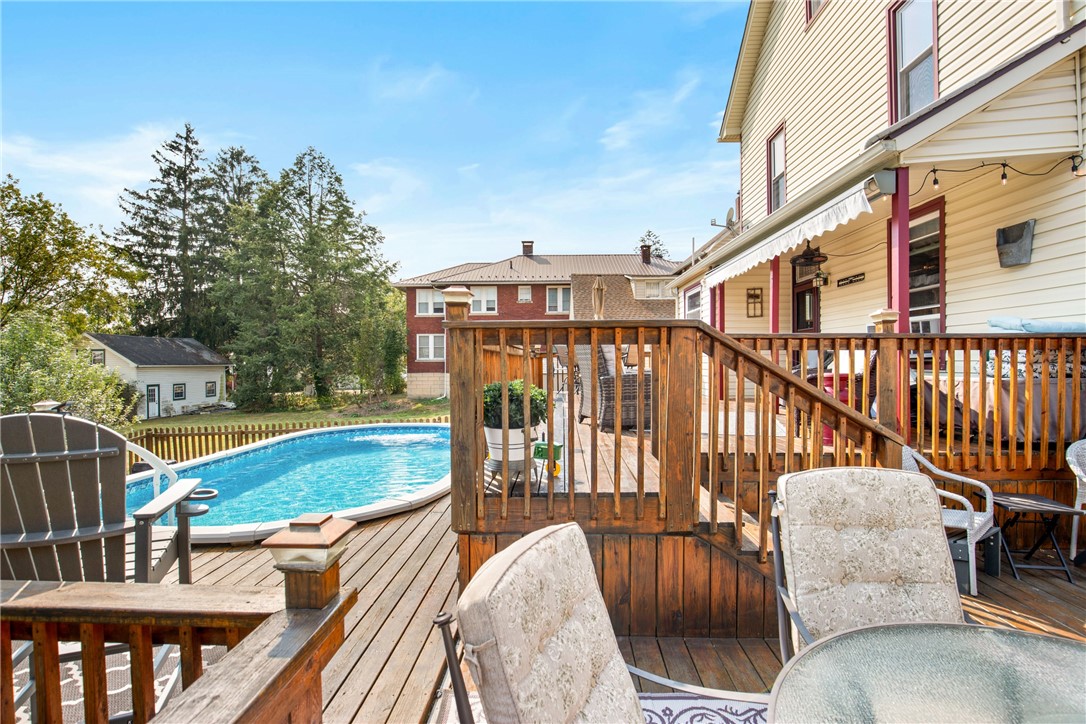 Somerset Boro, Pennsylvania 15501, United States, 4 Bedrooms Bedrooms, ,2 BathroomsBathrooms,Residential,Contingent,205257