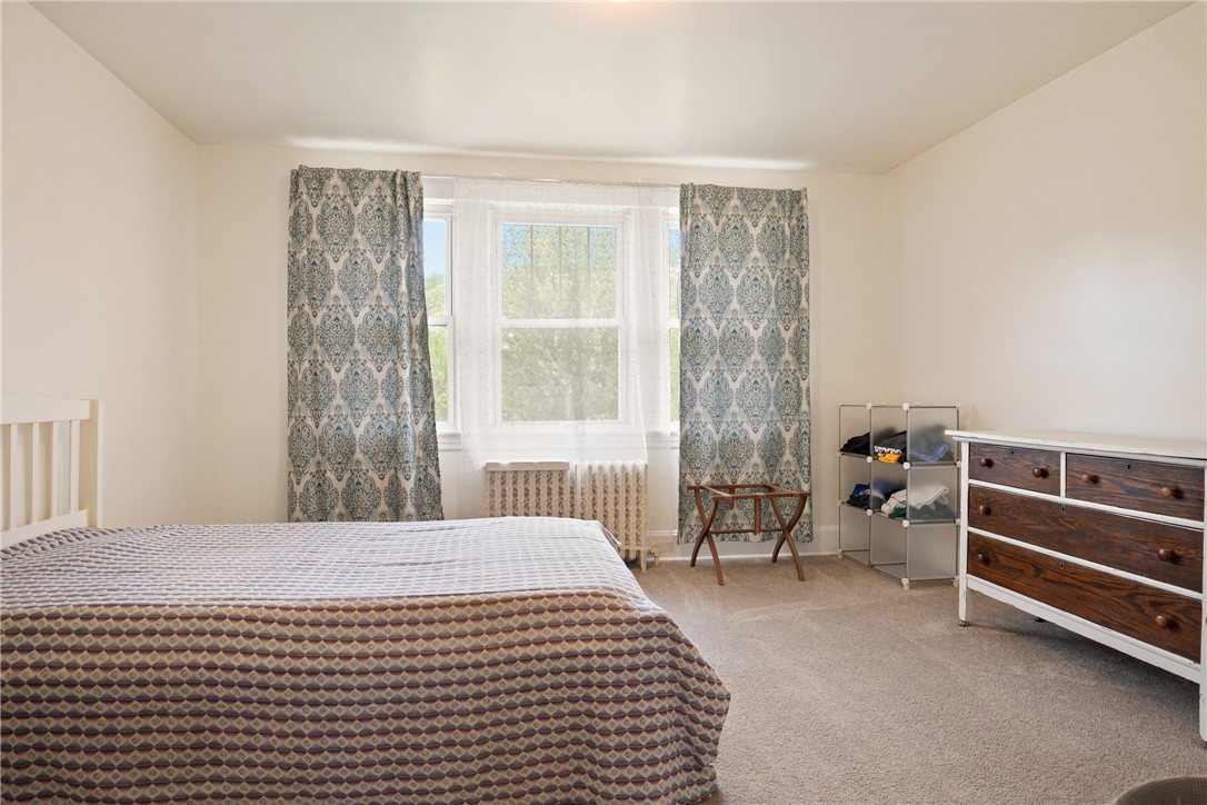 Westmont Hilltop School District, Pennsylvania 15905, United States, 4 Bedrooms Bedrooms, ,2 BathroomsBathrooms,Residential,Pending,124443