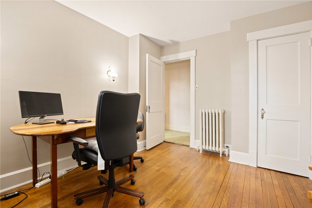 Westmont Hilltop School District, Pennsylvania 15905, United States, 4 Bedrooms Bedrooms, ,2 BathroomsBathrooms,Residential,Pending,124443