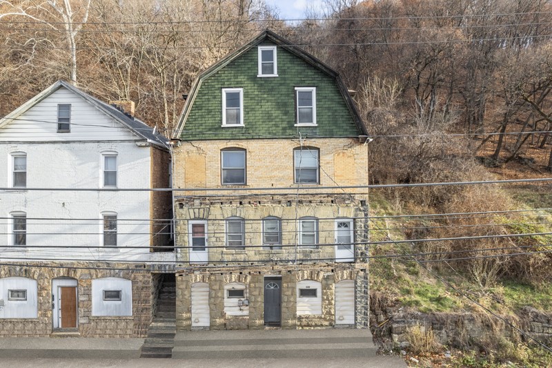318 - 320 Beaver Street