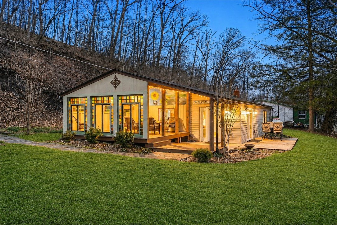 142 Twin Lakes Dr