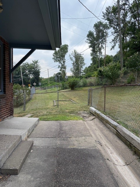 Harmar, Pennsylvania 15238, United States, 2 Bedrooms Bedrooms, ,1 BathroomBathrooms,Residential,Pending,195956