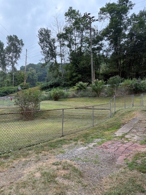 Harmar, Pennsylvania 15238, United States, 2 Bedrooms Bedrooms, ,1 BathroomBathrooms,Residential,Pending,195956