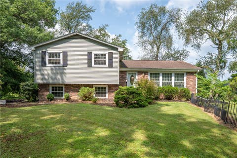 Photo for 297 Gravel Hill Rd