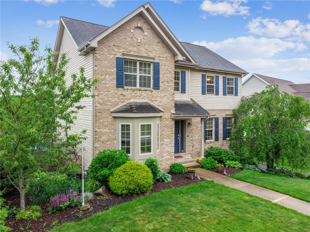 1016 Noble Pine Court, Trafford, Pennsylvania image 2