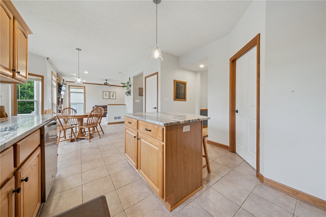 1016 Noble Pine Court, Trafford, Pennsylvania image 9