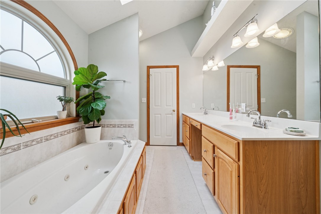 1016 Noble Pine Court, Trafford, Pennsylvania image 31