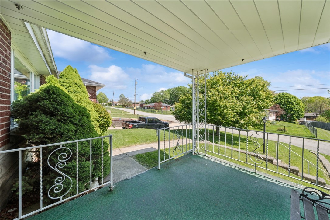 324 Grove Dr