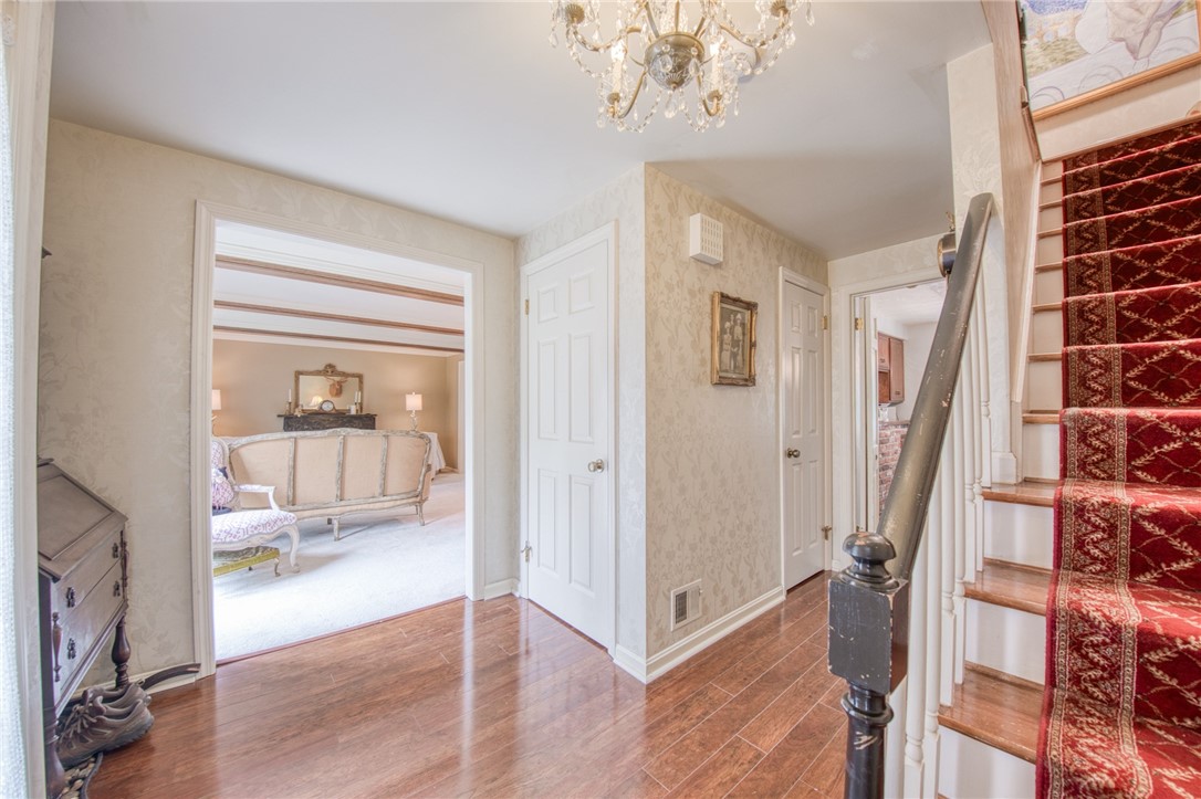 3389 Cochise Dr