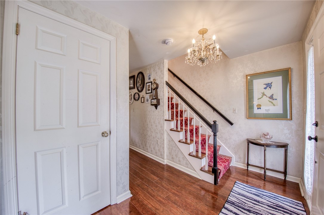3389 Cochise Dr