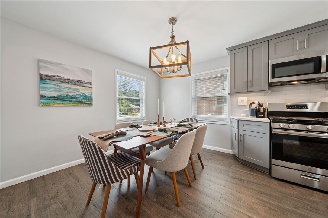 Churchill Boro, Pennsylvania 15235, United States, 4 Bedrooms Bedrooms, ,3 BathroomsBathrooms,Residential,Active,189984