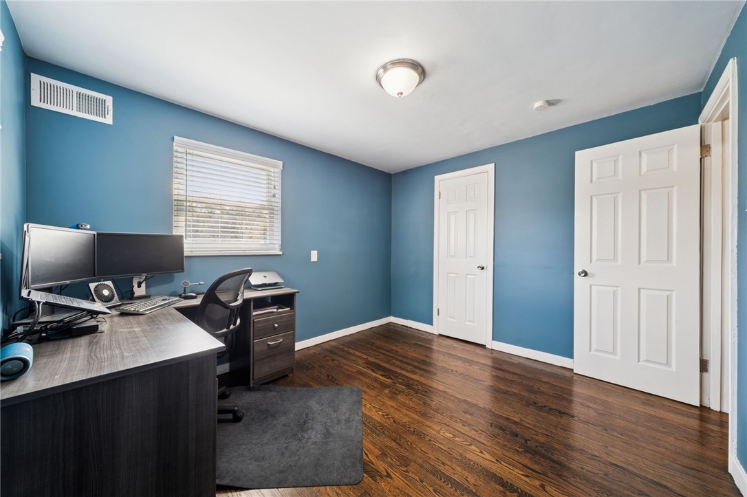 Churchill Boro, Pennsylvania 15235, United States, 4 Bedrooms Bedrooms, ,3 BathroomsBathrooms,Residential,Active,189984