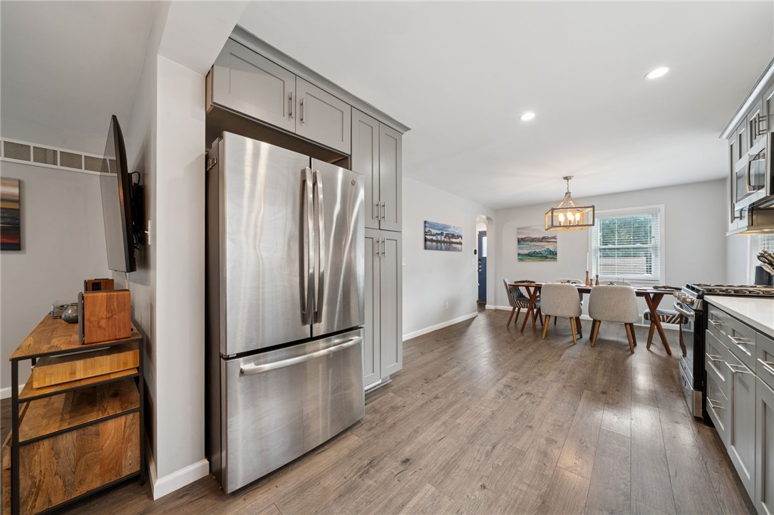 Churchill Boro, Pennsylvania 15235, United States, 4 Bedrooms Bedrooms, ,3 BathroomsBathrooms,Residential,Active,189984