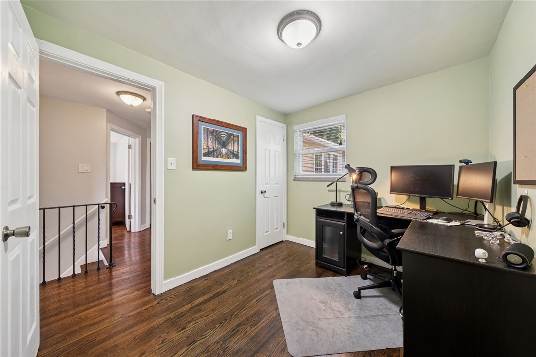 Churchill Boro, Pennsylvania 15235, United States, 4 Bedrooms Bedrooms, ,3 BathroomsBathrooms,Residential,Active,189984