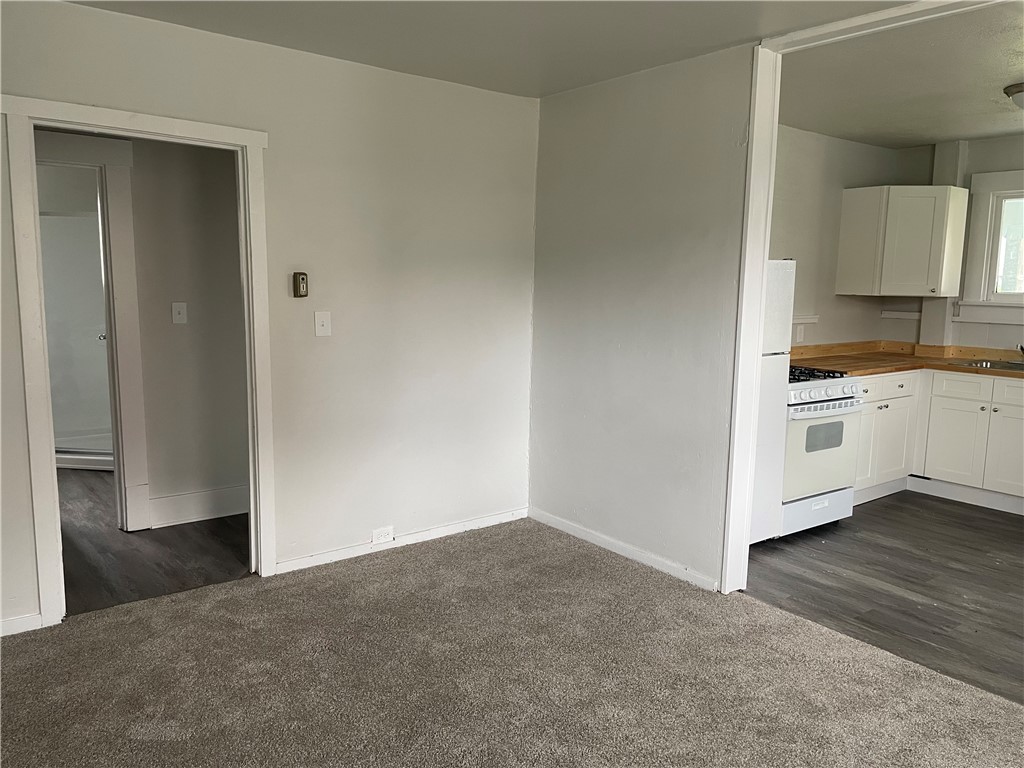 North Irwin, Pennsylvania 15642, United States, 1 Bedroom Bedrooms, ,1 BathroomBathrooms,Residential,Active,169920