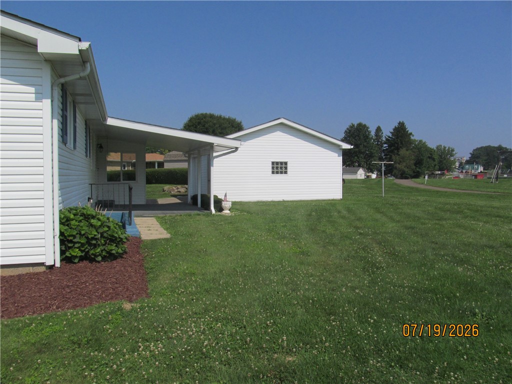 724 Cemetery Rd.