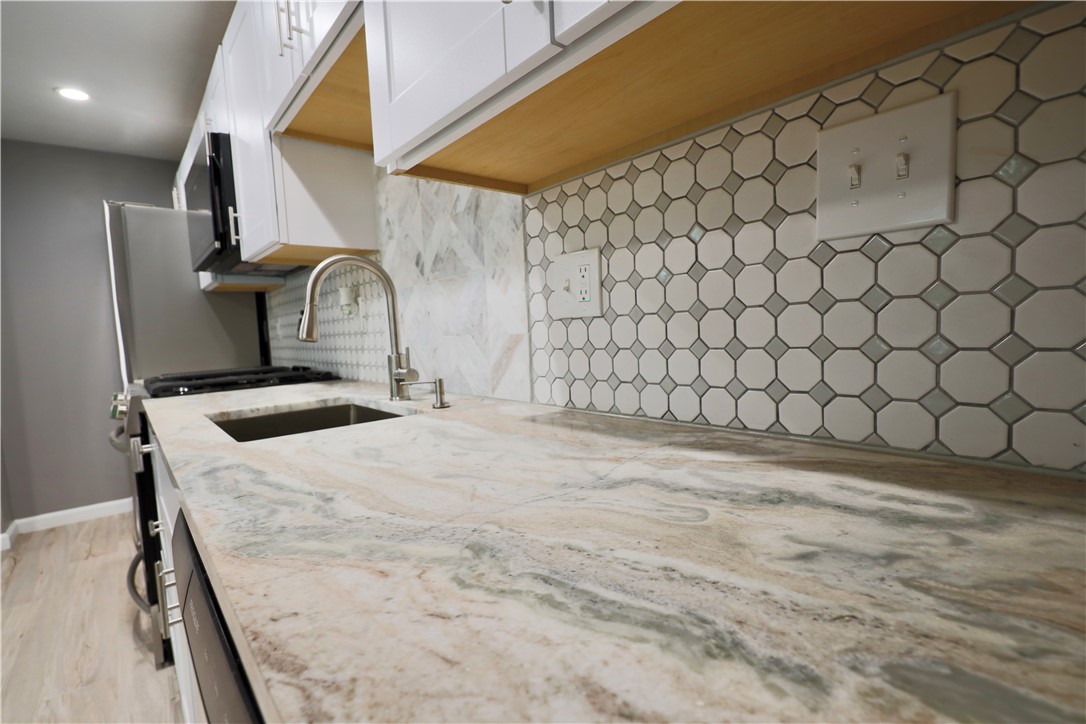 Oakland, Pennsylvania 15213, United States, 2 Bedrooms Bedrooms, ,3 BathroomsBathrooms,Residential,Active,185926