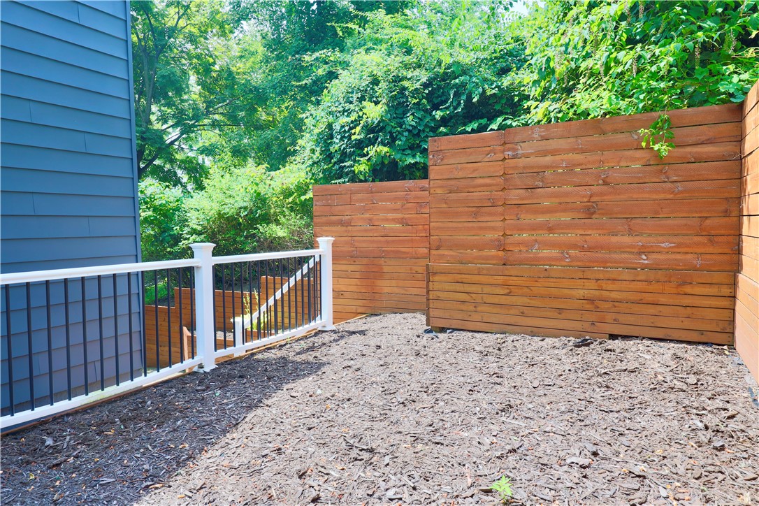 Oakland, Pennsylvania 15213, United States, 2 Bedrooms Bedrooms, ,3 BathroomsBathrooms,Residential,Active,185926