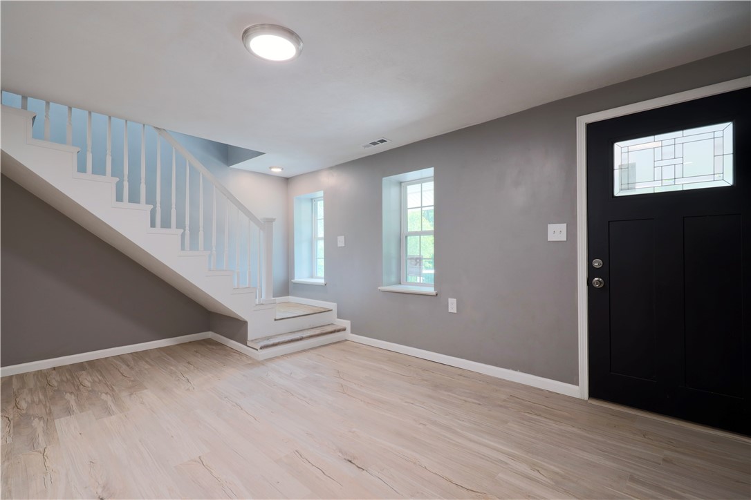 Oakland, Pennsylvania 15213, United States, 2 Bedrooms Bedrooms, ,3 BathroomsBathrooms,Residential,Active,185926