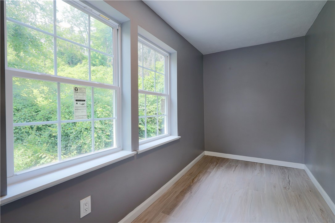 Oakland, Pennsylvania 15213, United States, 2 Bedrooms Bedrooms, ,3 BathroomsBathrooms,Residential,Active,185926