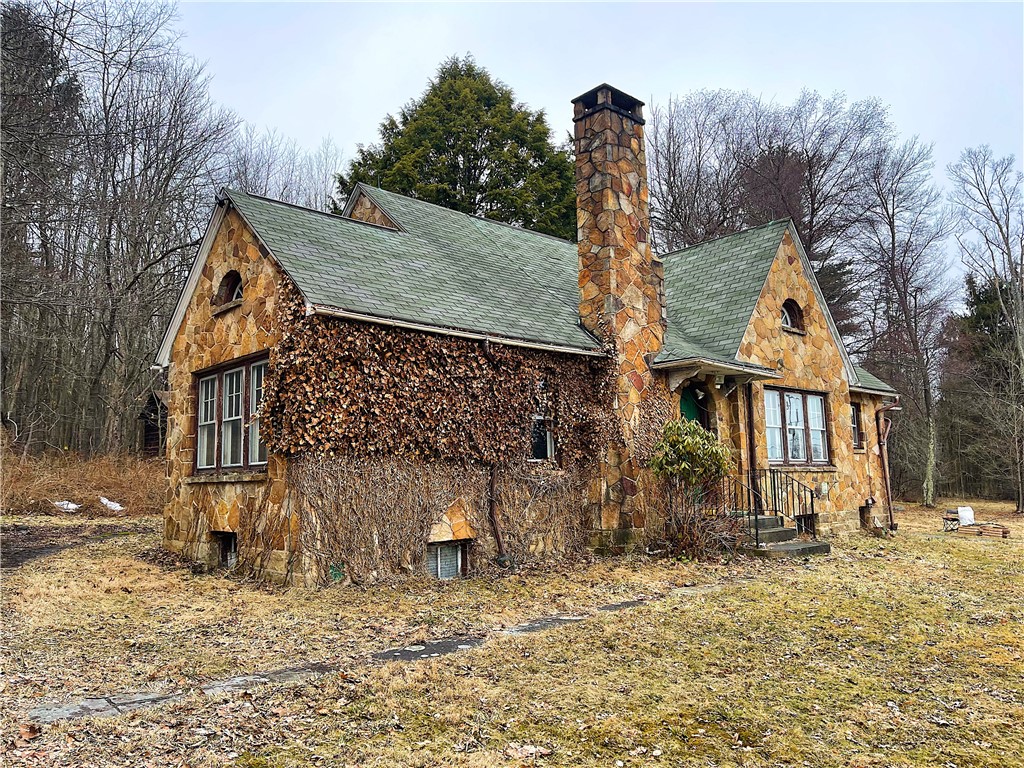 Stonycreek Twp, Pennsylvania 15541, United States, 3 Bedrooms Bedrooms, ,1 BathroomBathrooms,Residential,Pending,103918