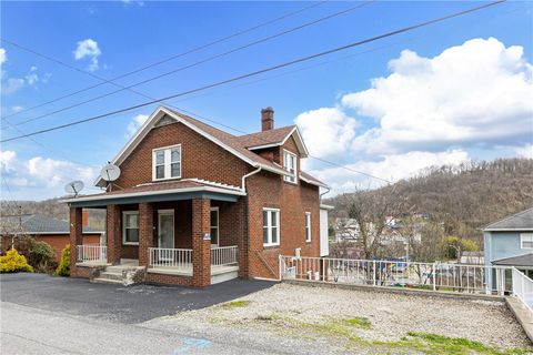 Photo of 109 Highland Ave, Avella, PA 15312 (MLS # 1748281)