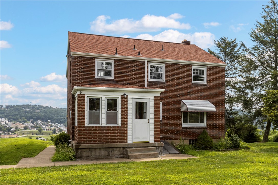 922 Foster Rd