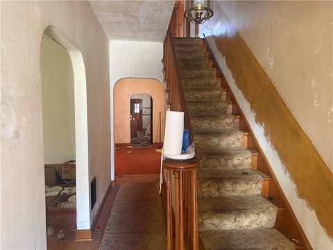 Photo of 1046 Wallis Ave, Farrell, PA 16121 (MLS # 1744506)