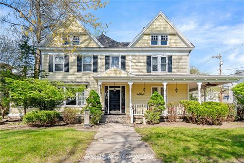 227 Beaver St Sewickley PA 15143