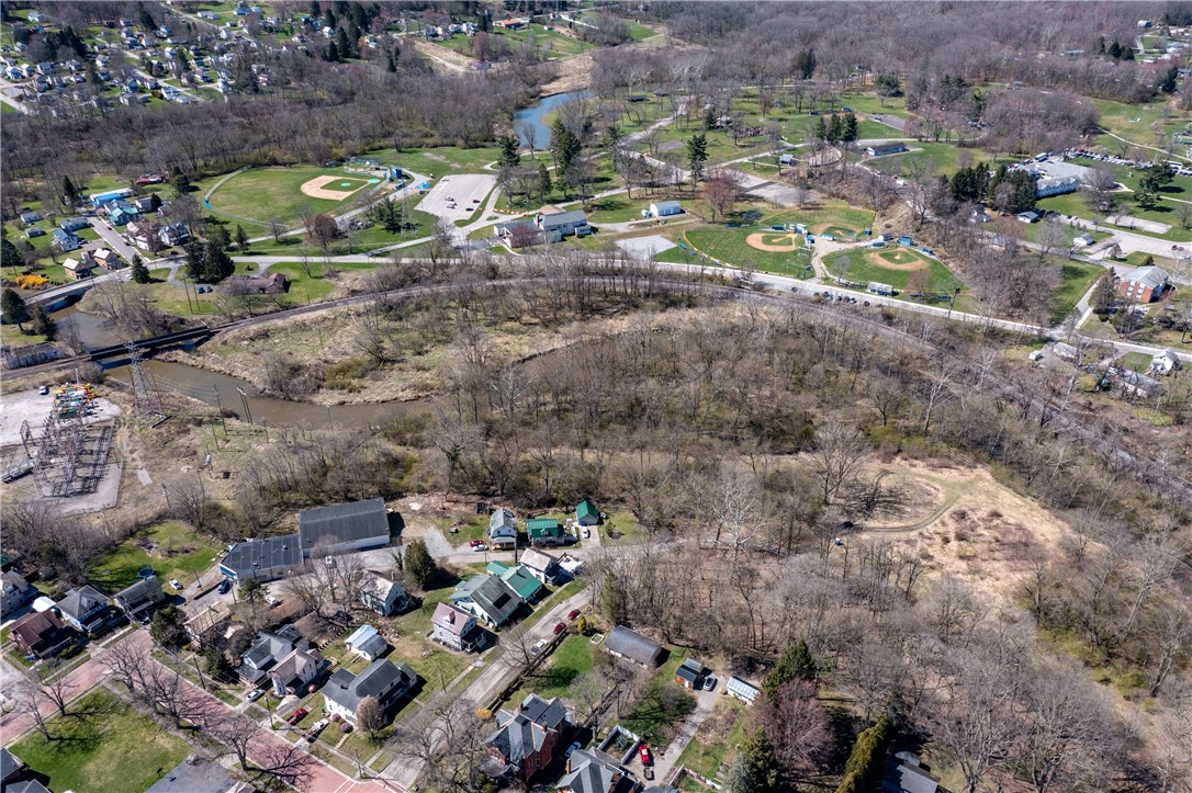 Greenville Boro - Mer, Pennsylvania 16125, United States, 4 Bedrooms Bedrooms, ,2 BathroomsBathrooms,Residential,Active,60809