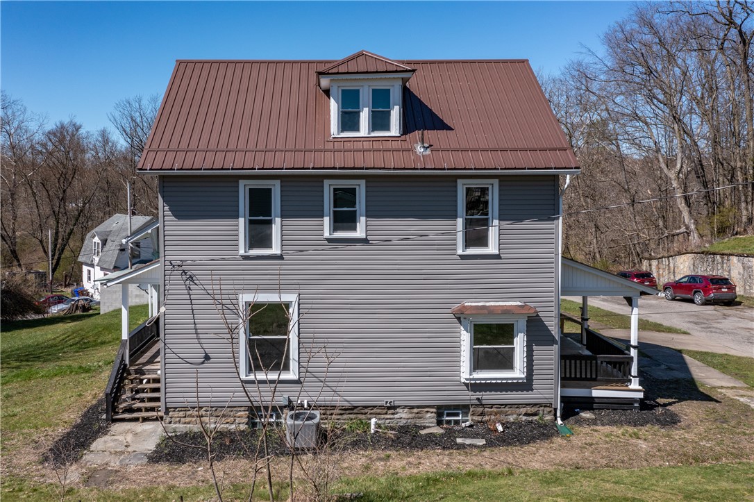 Greenville Boro - Mer, Pennsylvania 16125, United States, 4 Bedrooms Bedrooms, ,2 BathroomsBathrooms,Residential,Active,60809