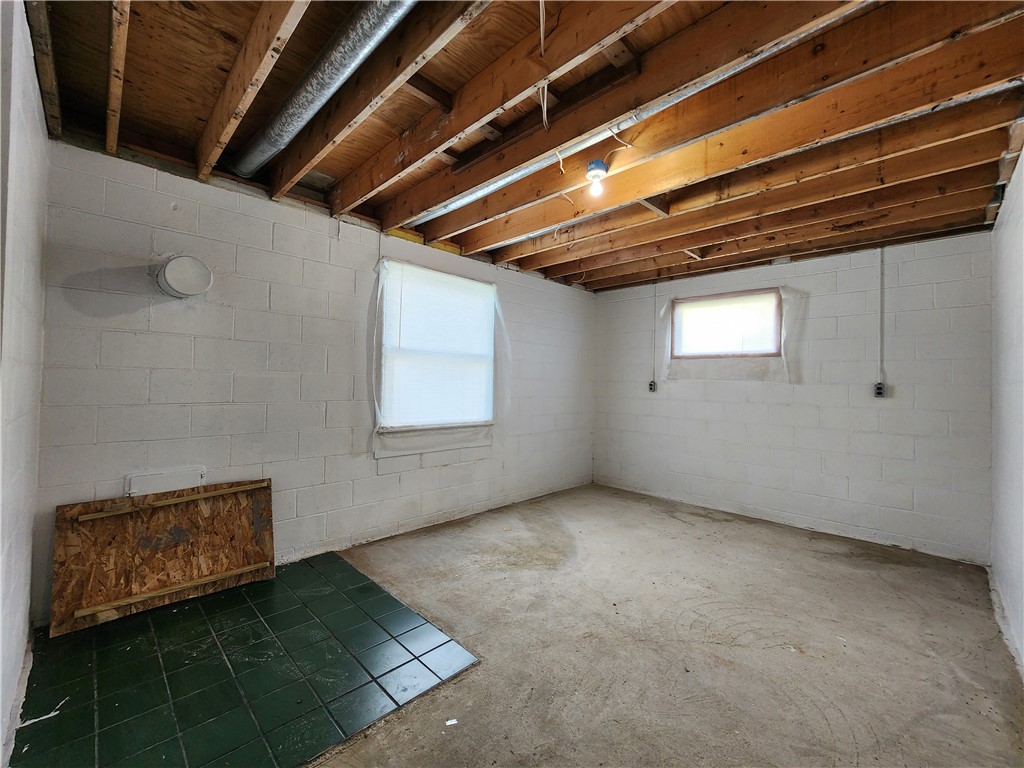 Jackson Twp, Pennsylvania 16137, United States, 3 Bedrooms Bedrooms, ,2 BathroomsBathrooms,Residential,Active,163154