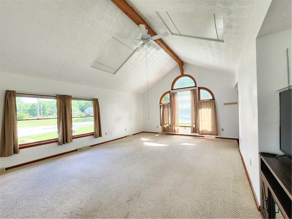 Jackson Twp, Pennsylvania 16137, United States, 3 Bedrooms Bedrooms, ,2 BathroomsBathrooms,Residential,Active,163154