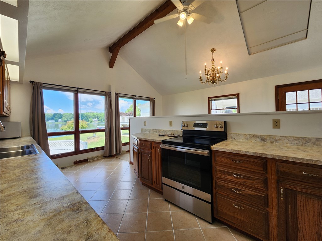 Jackson Twp, Pennsylvania 16137, United States, 3 Bedrooms Bedrooms, ,2 BathroomsBathrooms,Residential,Active,163154