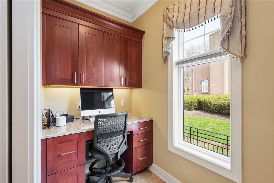 Upper St. Clair, Pennsylvania 15241, United States, 5 Bedrooms Bedrooms, ,6 BathroomsBathrooms,Residential,Active,86772