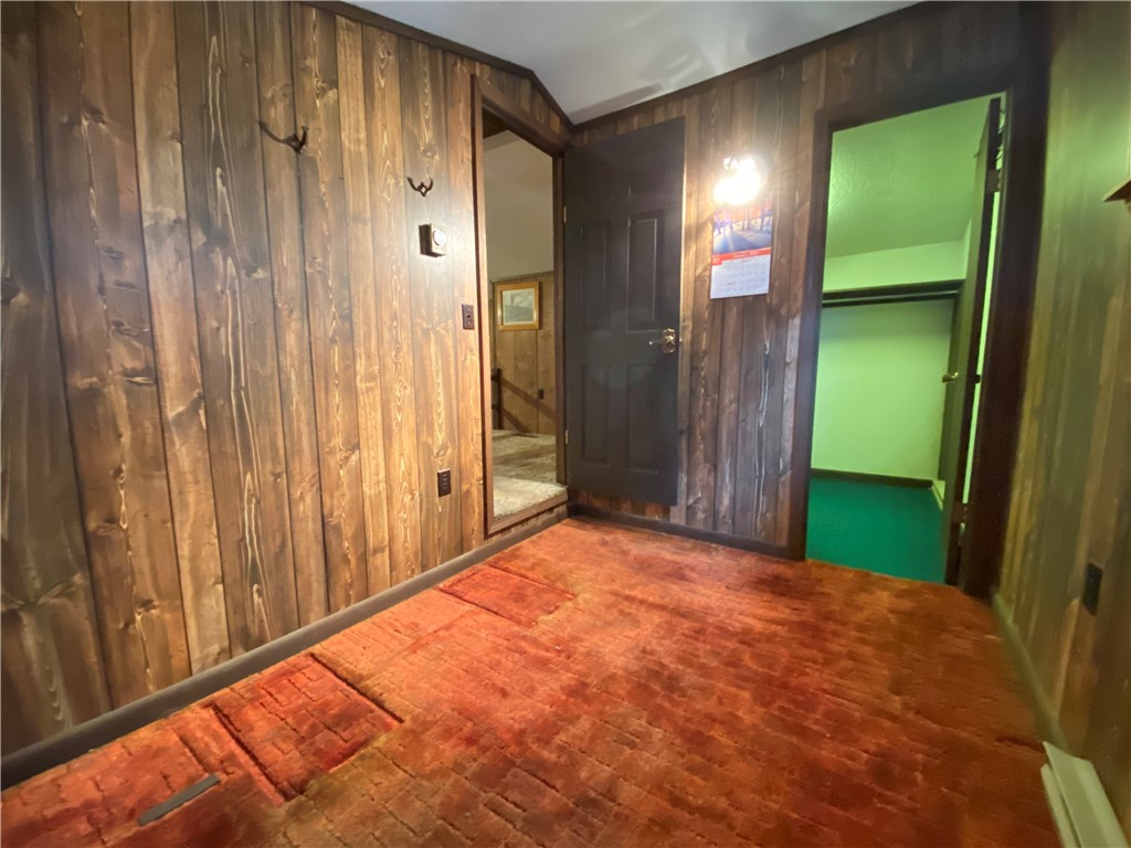 Salem Twp - Mer, Pennsylvania 16125, United States, 3 Bedrooms Bedrooms, ,2 BathroomsBathrooms,Residential,Active,107581