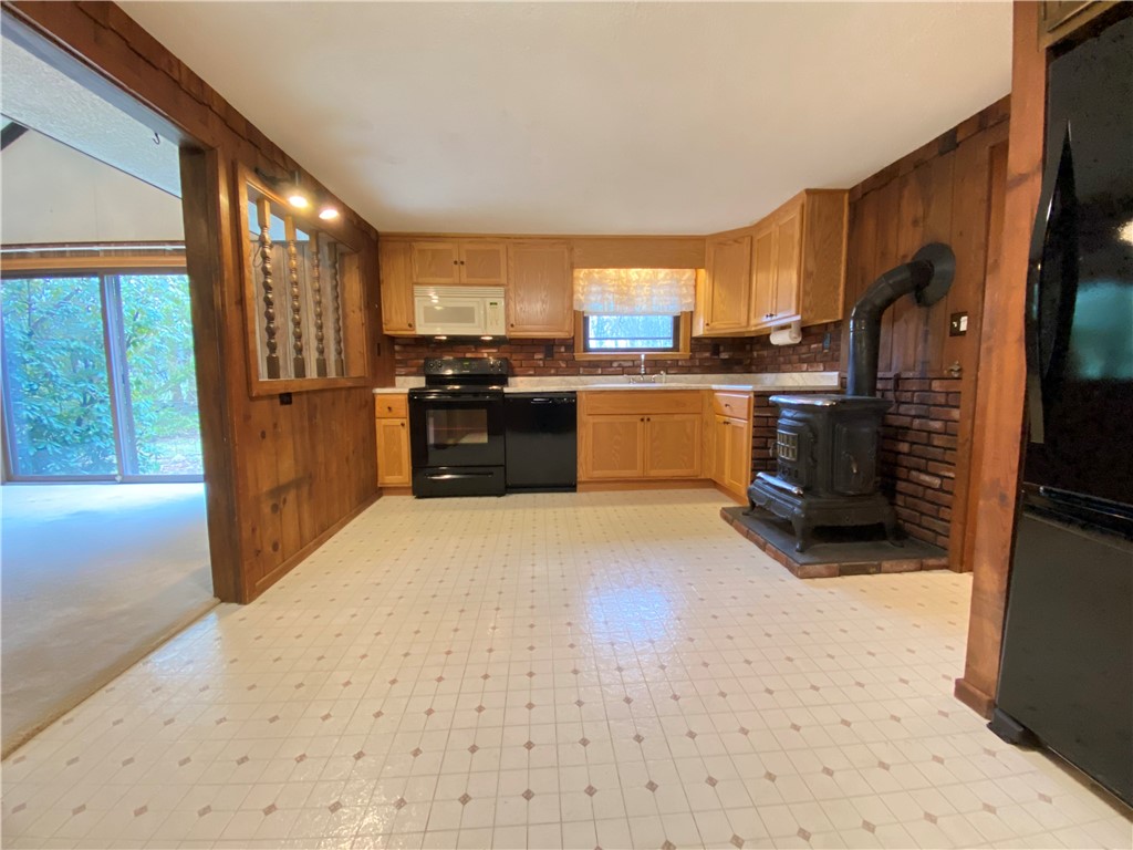 Salem Twp - Mer, Pennsylvania 16125, United States, 3 Bedrooms Bedrooms, ,2 BathroomsBathrooms,Residential,Active,107581