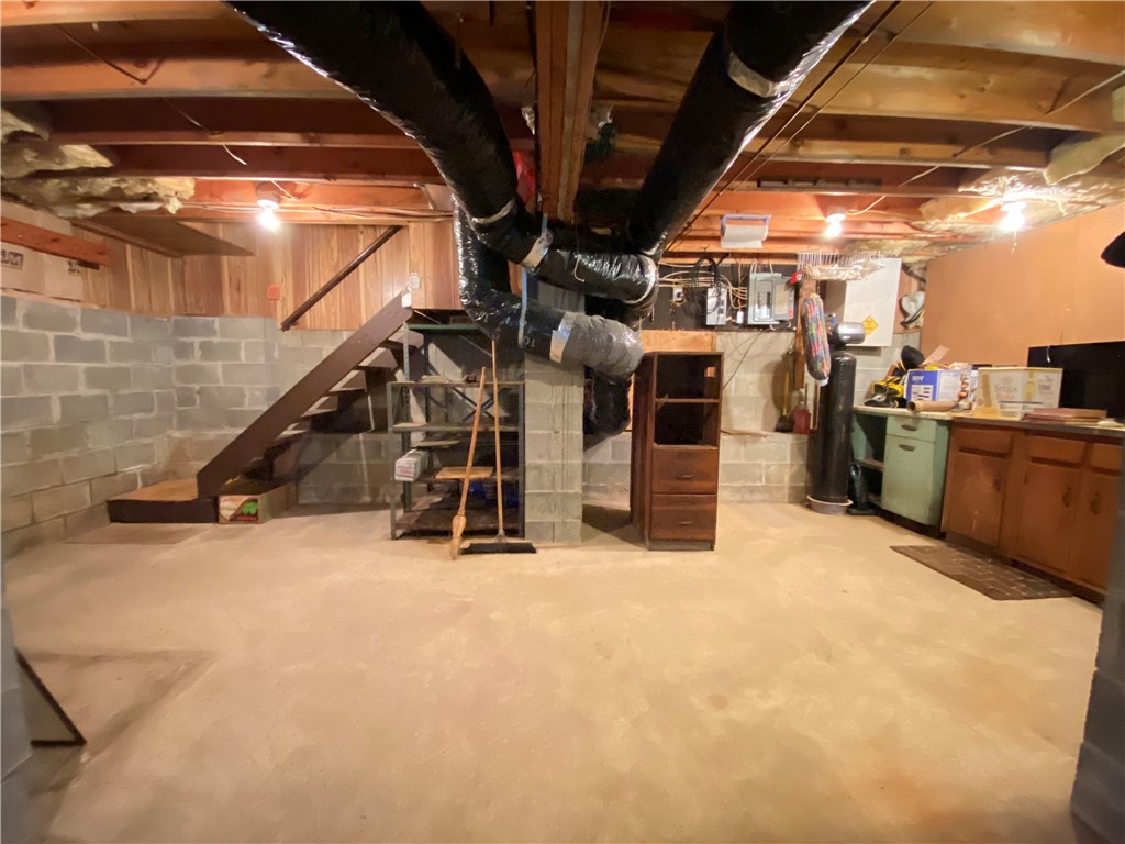 Salem Twp - Mer, Pennsylvania 16125, United States, 3 Bedrooms Bedrooms, ,2 BathroomsBathrooms,Residential,Active,107581