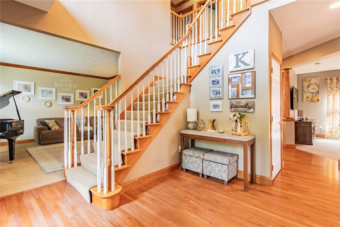402 Honey Locust Dr
