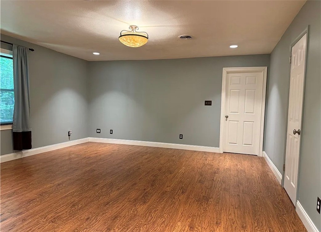 Neshannock Twp, Pennsylvania 16105, United States, 3 Bedrooms Bedrooms, ,3 BathroomsBathrooms,Residential,Active,246497