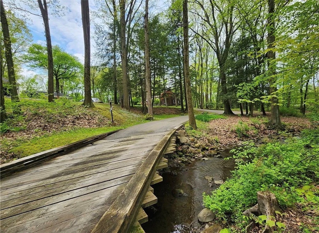 Neshannock Twp, Pennsylvania 16105, United States, 3 Bedrooms Bedrooms, ,3 BathroomsBathrooms,Residential,Active,246497